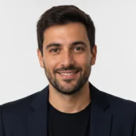 נועם, מנהל הפרויקטים ב-WebitNow AI